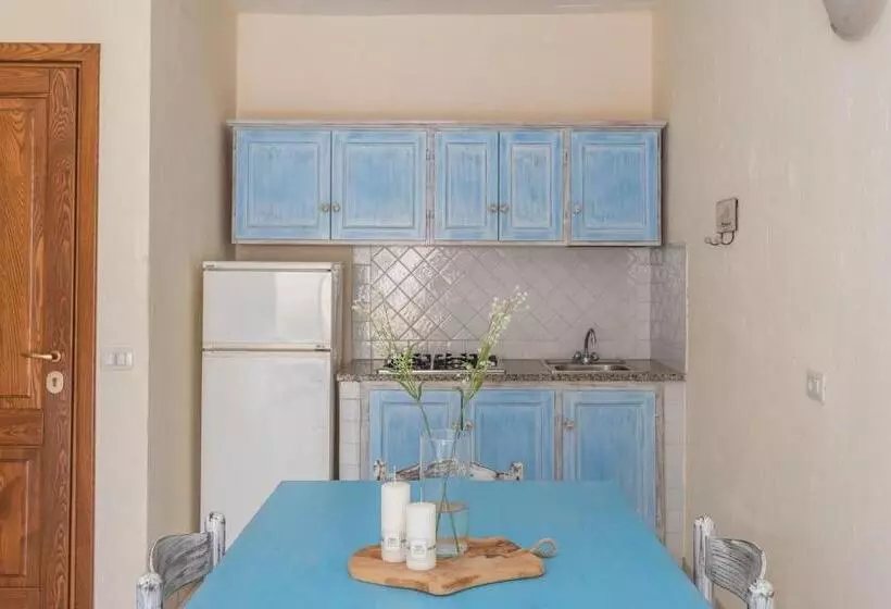 Residence A Golfo Di Marinella A 450 Mt Dal Mare