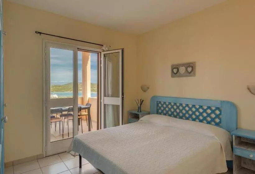 Residence A Golfo Di Marinella A 450 Mt Dal Mare