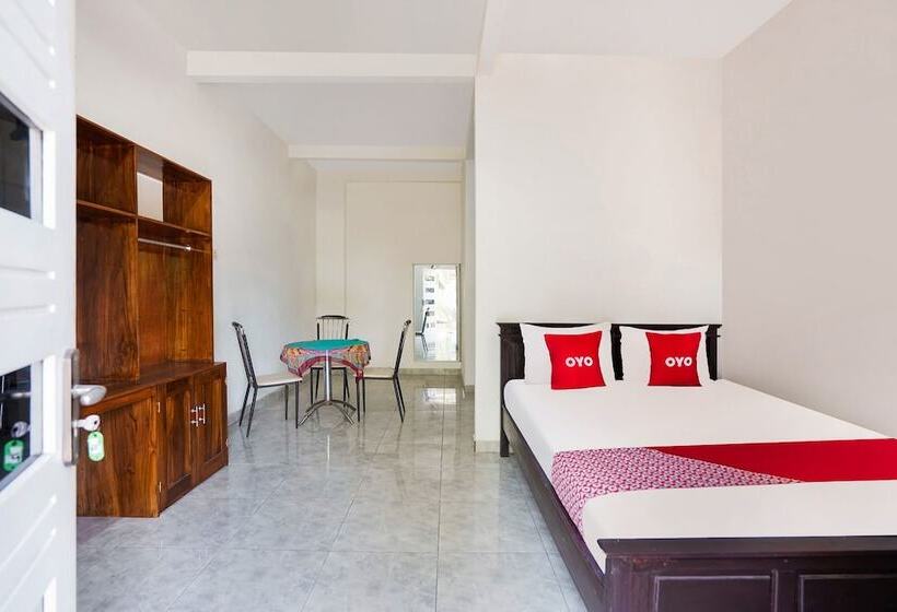 호텔 Tutus Homestay Syariah Redpartner