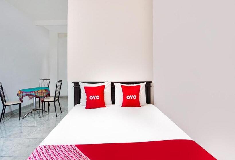 호텔 Tutus Homestay Syariah Redpartner