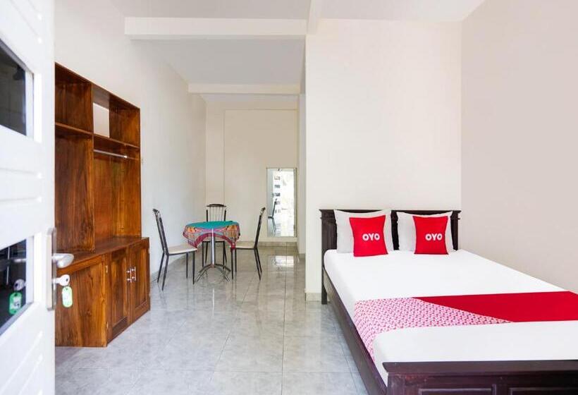 호텔 Tutus Homestay Syariah Redpartner