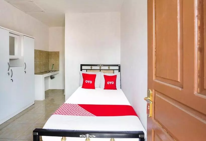 ホテル Tutus Homestay Syariah Redpartner