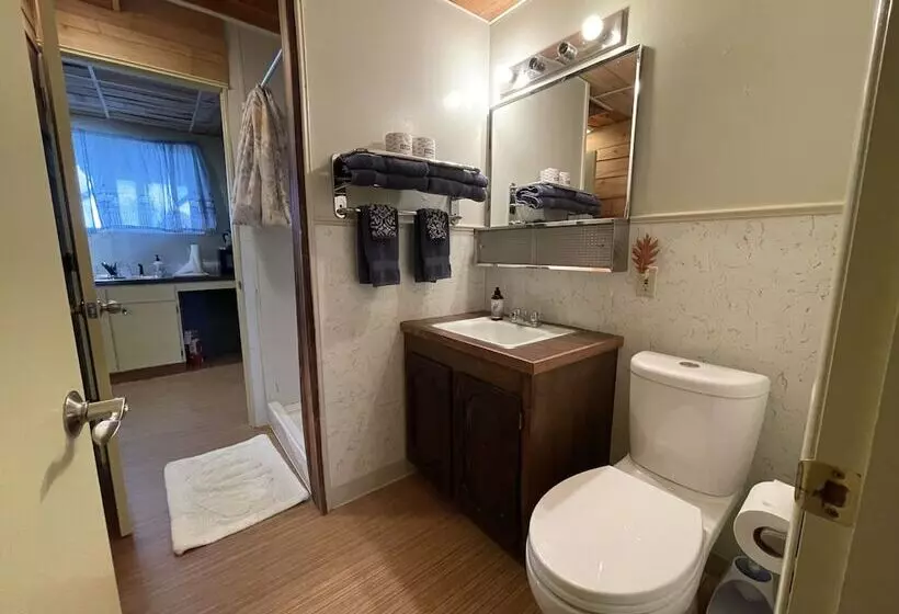 Bayshore Rv Park & Guest Suites