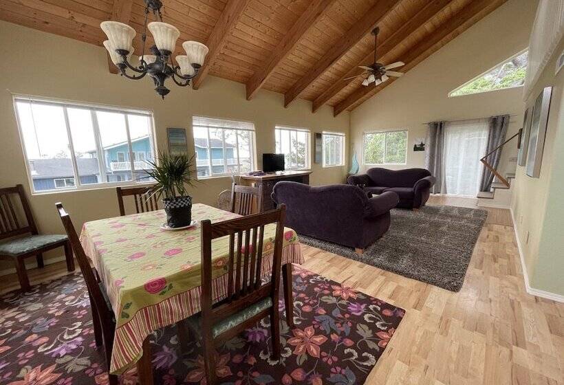 Bayshore Rv Park & Guest Suites