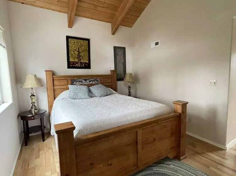 Bayshore Rv Park & Guest Suites