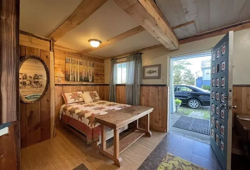 Bayshore Rv Park & Guest Suites