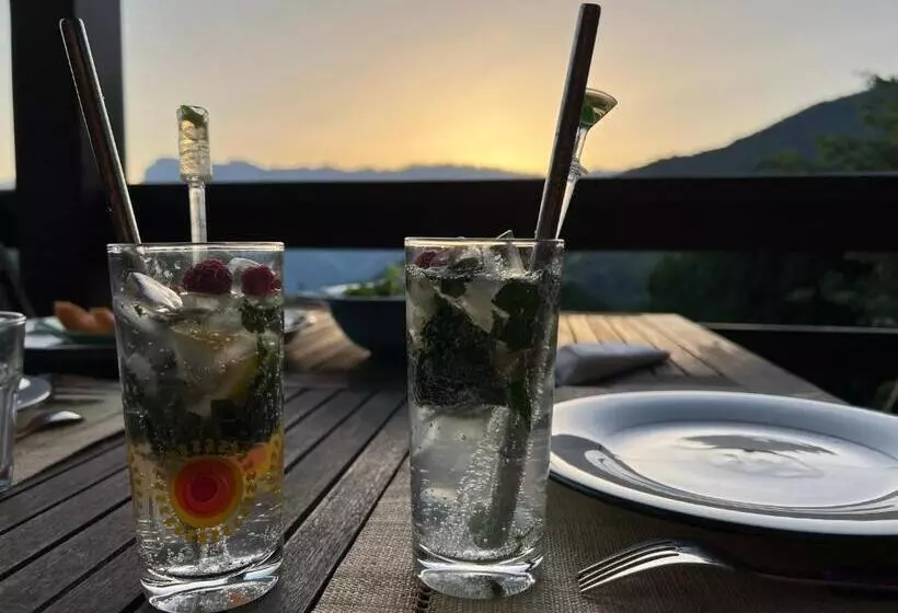 Aamiaismajoitus (B&B) Eco Logis Mad In Belledonne