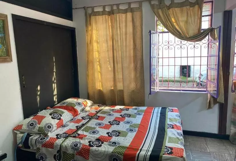 ペンション Casa Verde Hospedaje