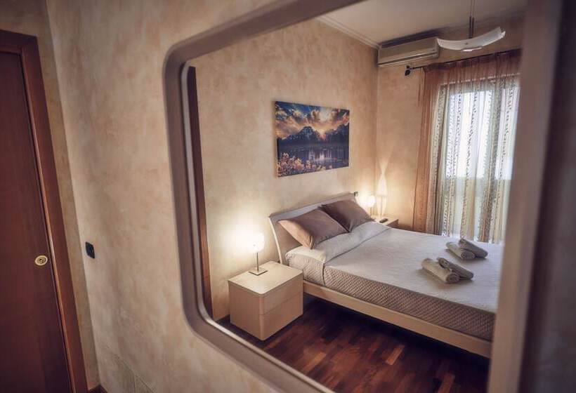 צימר Travelershome Ciampino 212 Central Station