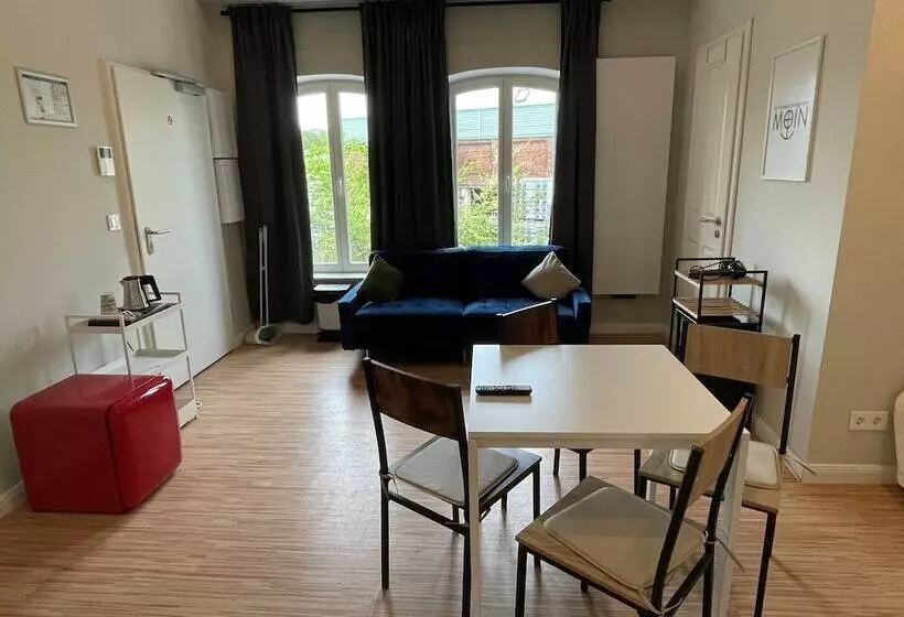 Ahoi Hostel