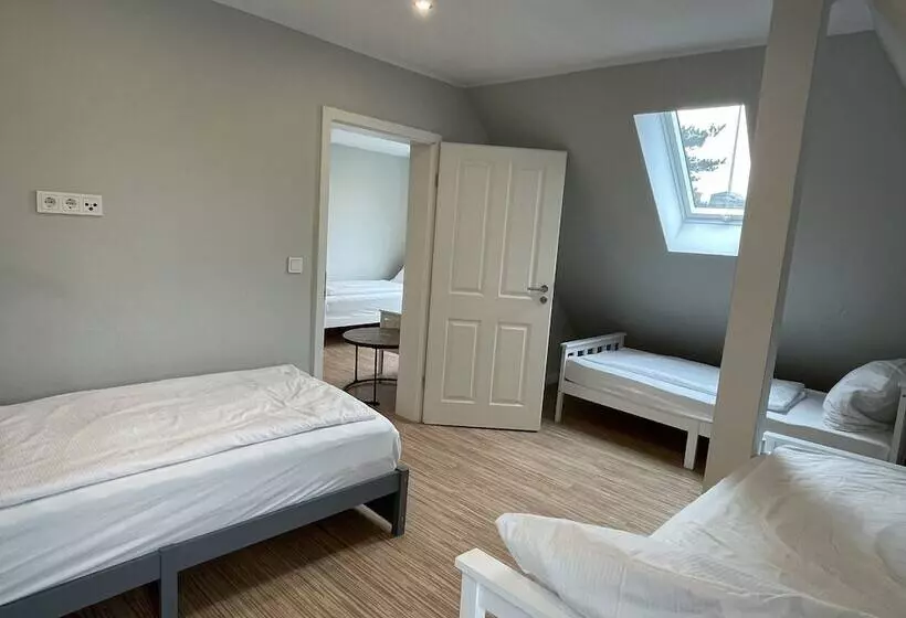 Ahoi Hostel