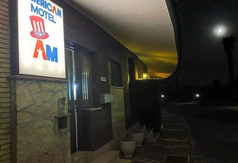 American Motel