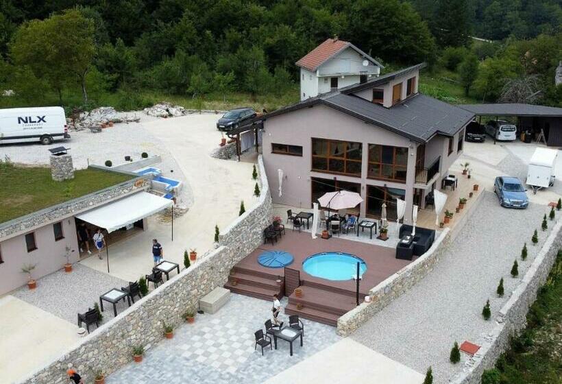 تختخواب و صبحانه Josanica Bed&breakfast