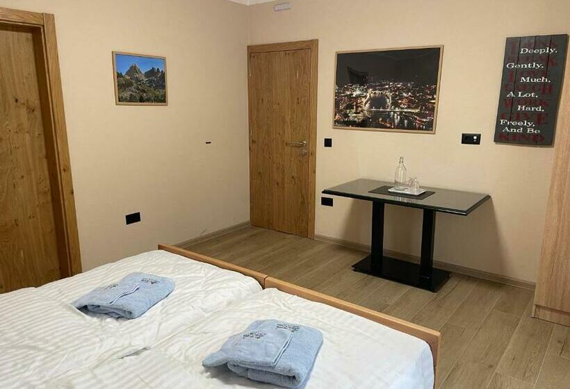 تختخواب و صبحانه Josanica Bed&breakfast