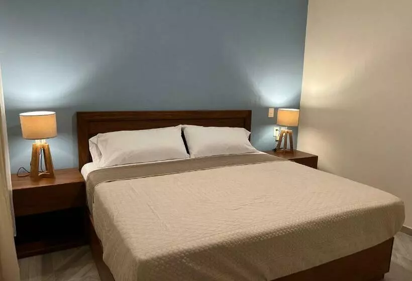 ホテル Casona 1530