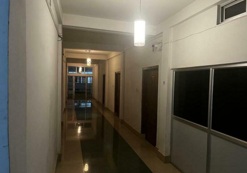 Hotel Jcs Guest House