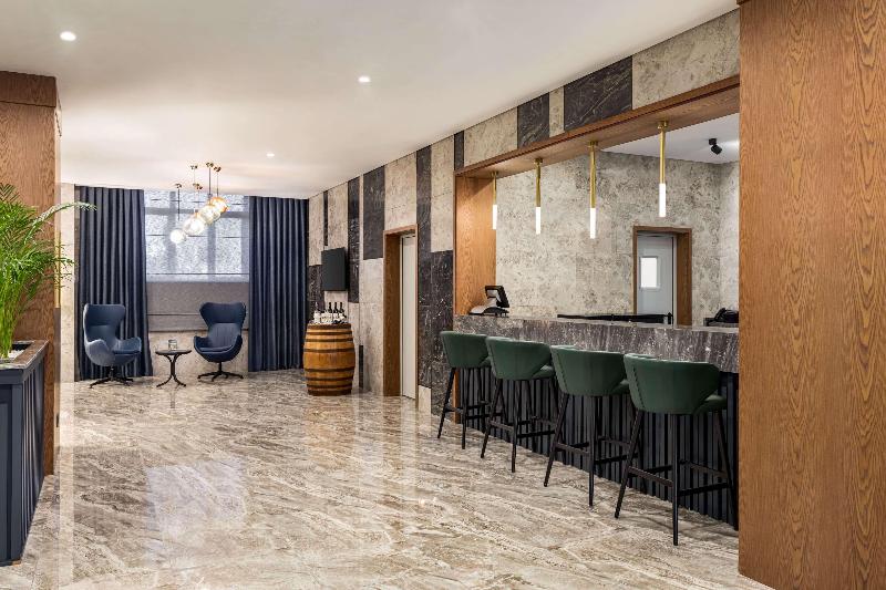 هتل Wyndham Garden Baku