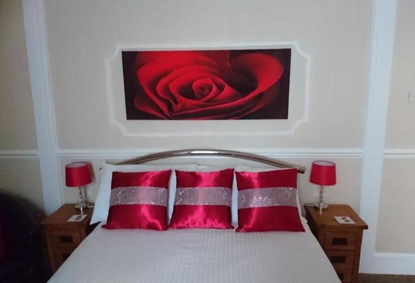 مبيت وإفطار Lawnswood Guest House