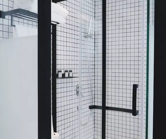 هتل Rest Chinatown