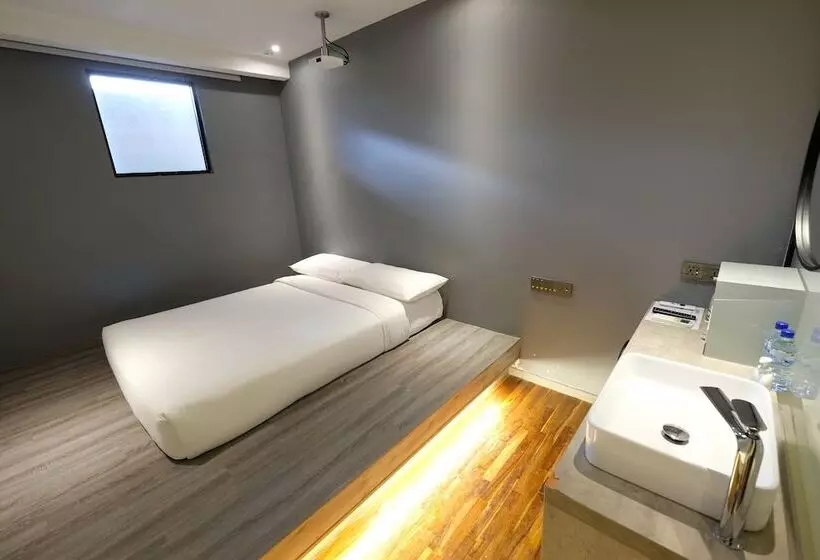 هتل Rest Chinatown