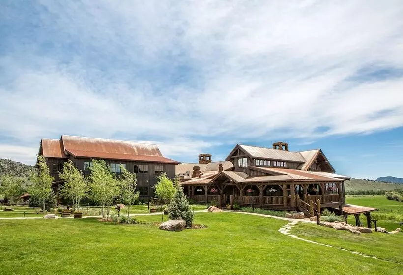 酒店 Brush Creek Ranch