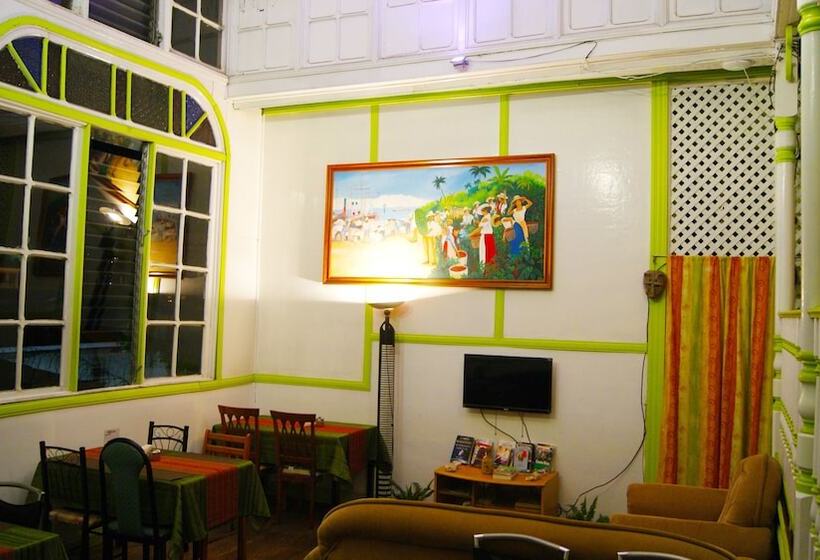 فندق De La Cuesta