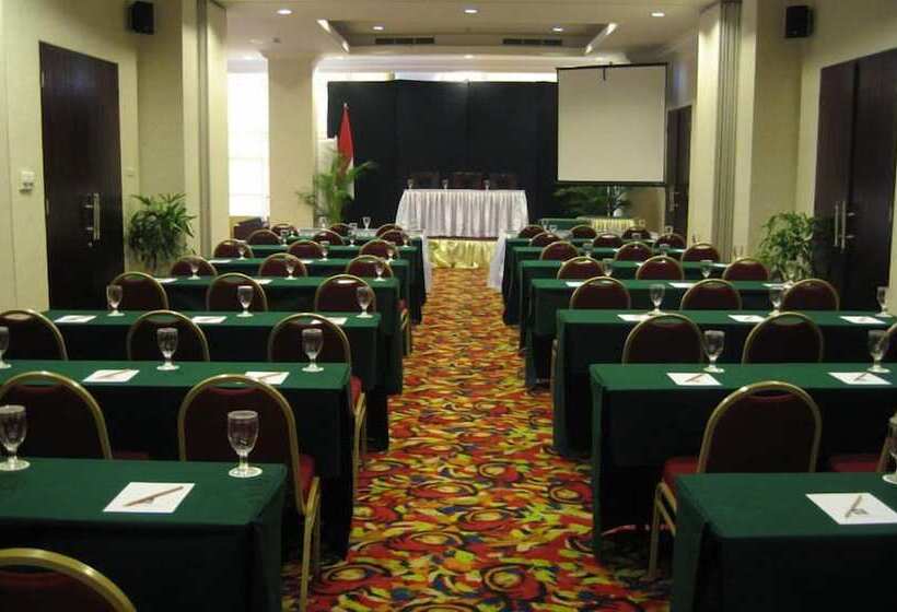 Grand Wahid Hotel Salatiga