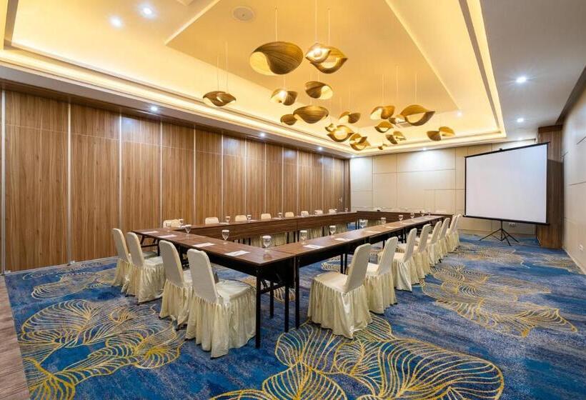 Hotel Mutiara Carita Cottages