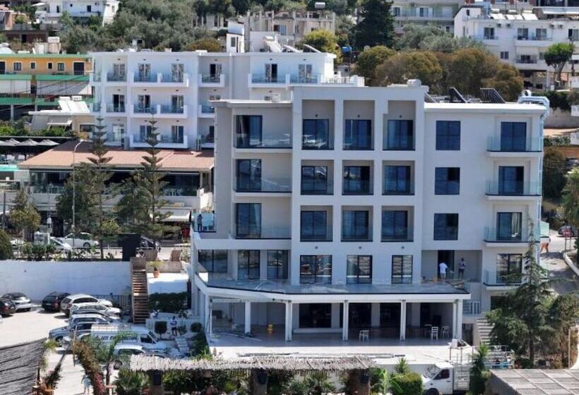 ホテル Panorama Sarande