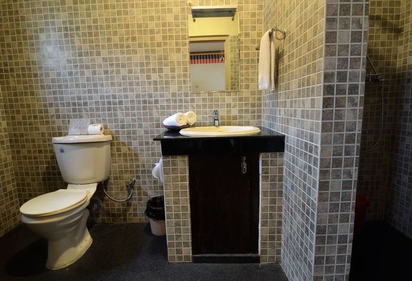 هتل Himalayan Tashi Phuntshok