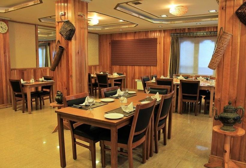 هتل Himalayan Tashi Phuntshok