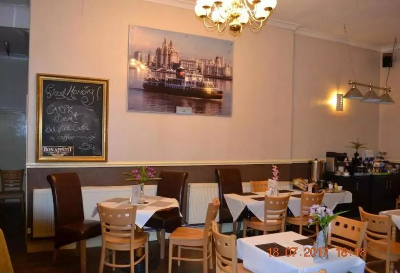 Hotel Throstles Nest