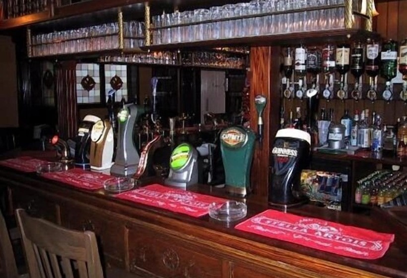 بنسيون The Nags Head