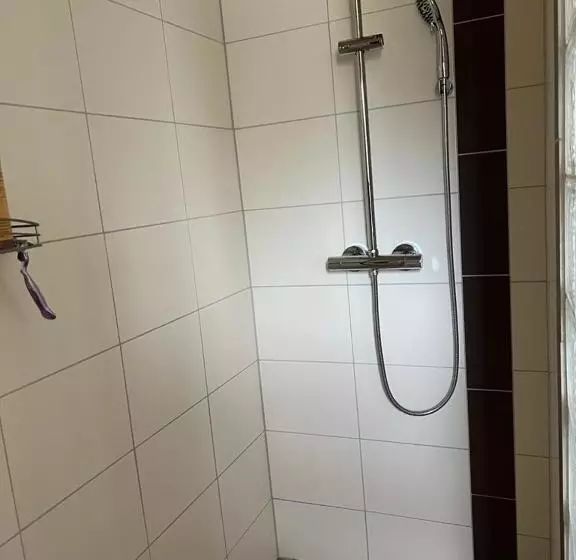 Aamiaismajoitus (B&B) Au Doux Passage