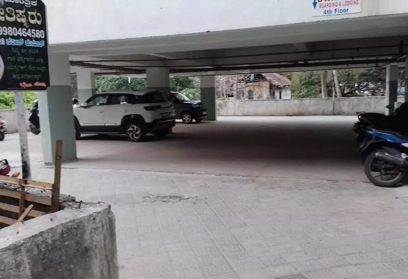 ホテル Dwarka Lodging & Boarding