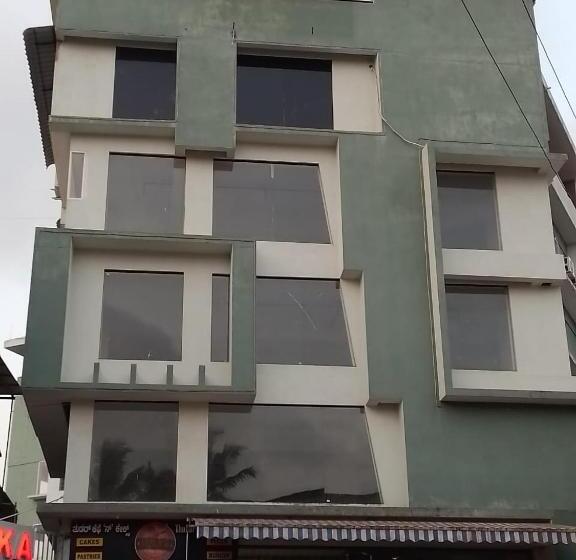 ホテル Dwarka Lodging & Boarding