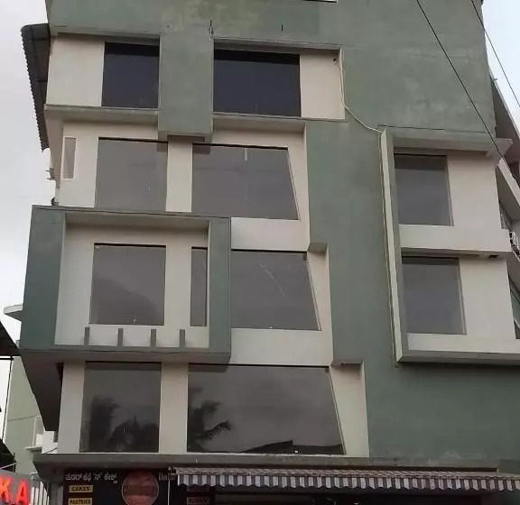 ホテル Dwarka Lodging & Boarding