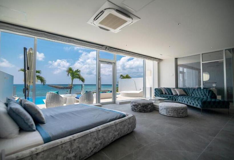 בית מלון כפרי Ronsard Resort Irabu