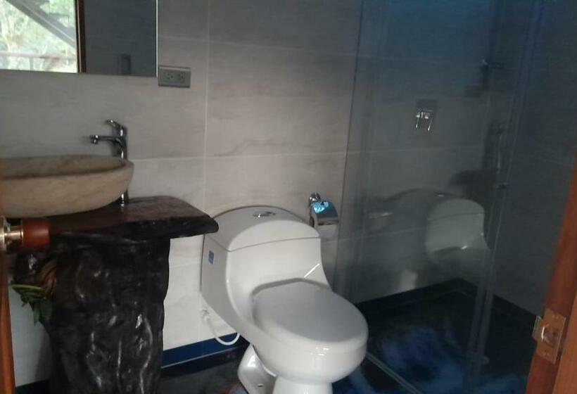 Pension (Hôtel basse catégorie) Hostal Proximo Domingo