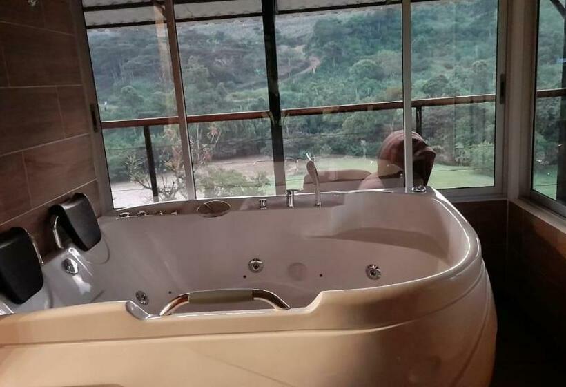 Pension (Hôtel basse catégorie) Hostal Proximo Domingo