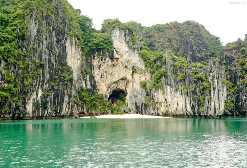 Pina Boutique Inn   Hotel Elite