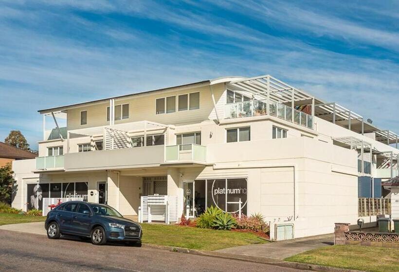 Warners Bay Apartments