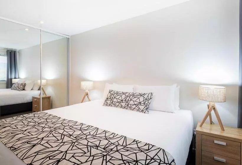 Warners Bay Apartments
