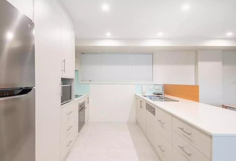Warners Bay Apartments