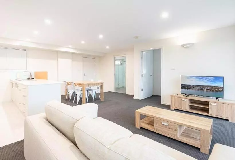 Warners Bay Apartments