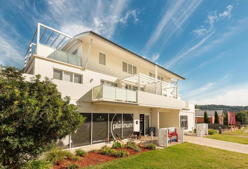 Warners Bay Apartments