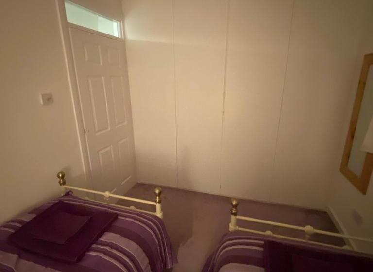 Agapanthus Bed & Breakfast   Fraddam