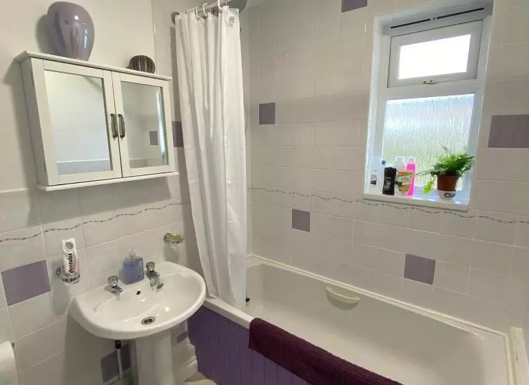 Agapanthus Bed & Breakfast   Fraddam