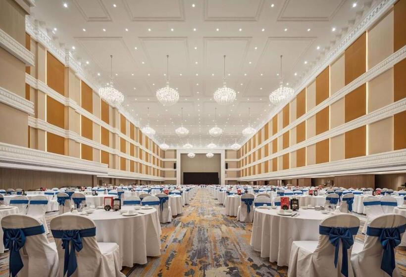 호텔 Wyndham Grand Zhaoqing Downtown