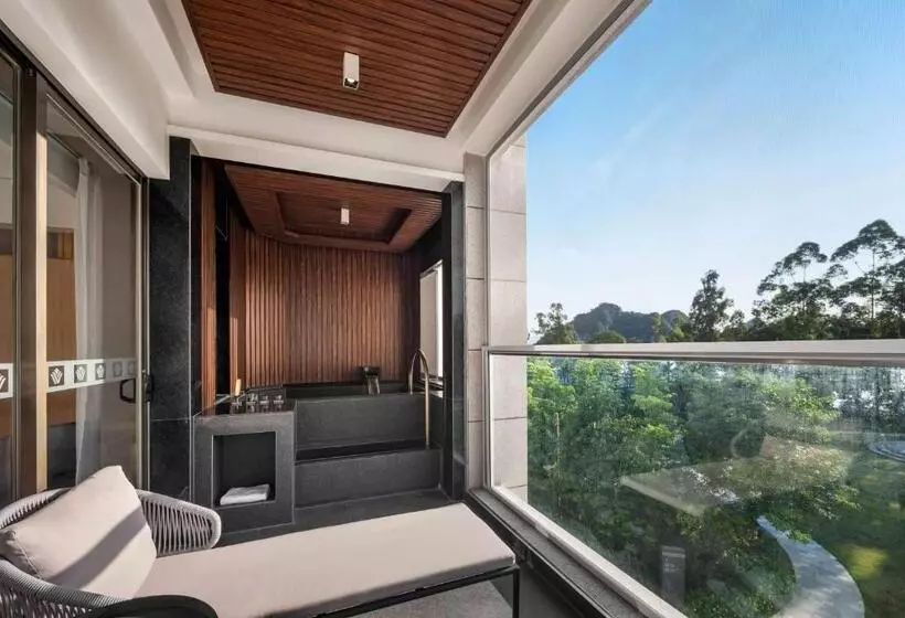 ホテル Wyndham Grand Zhaoqing Downtown